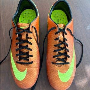 Soccer cleats
